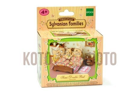 Игровой набор Sylvanian Families Большая кровать и тумбочка 2934
Игровой набор Sylvanian Families Большая кровать и тумбочка 2934