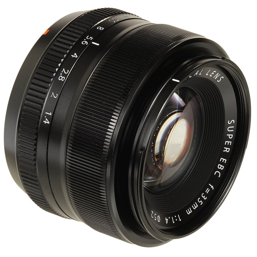 Объектив FujiFilm Fujinon XF 35 mm F/1.4 R
Объектив FujiFilm Fujinon XF 35 mm F/1.4 R