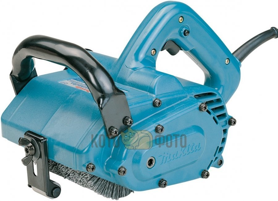Шлифмашина щёточная Makita 9741
Шлифмашина щёточная Makita 9741