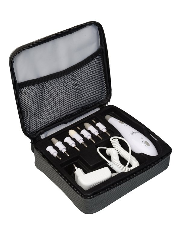 Набор маникюрный в сумочке Gezatone 136D
Набор маникюрный в сумочке Gezatone 136D