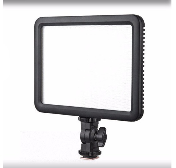 Осветитель светодиодный Godox LEDP120C накамерный
Осветитель светодиодный Godox LEDP120C накамерный