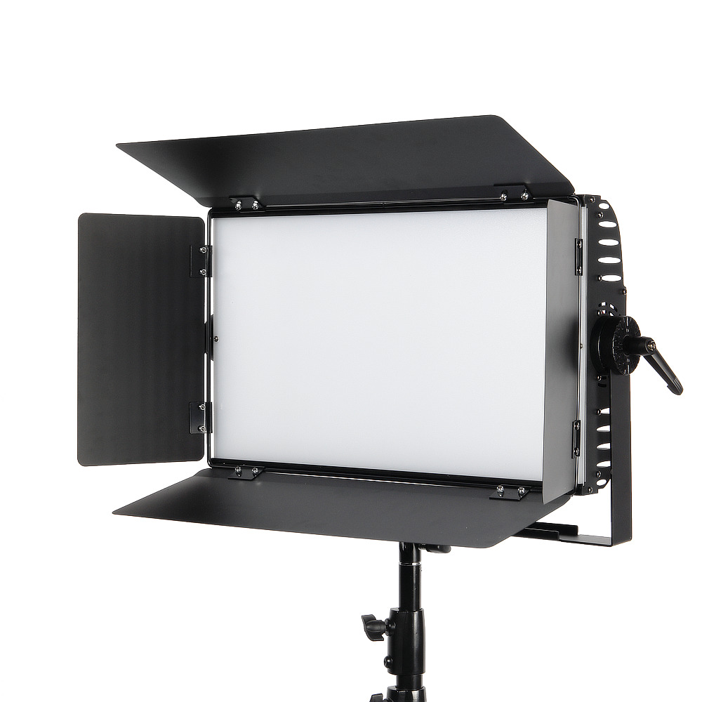 Осветитель светодиодный GreenBean StudioLight 300 LED DMX
Осветитель светодиодный GreenBean StudioLight 300 LED DMX