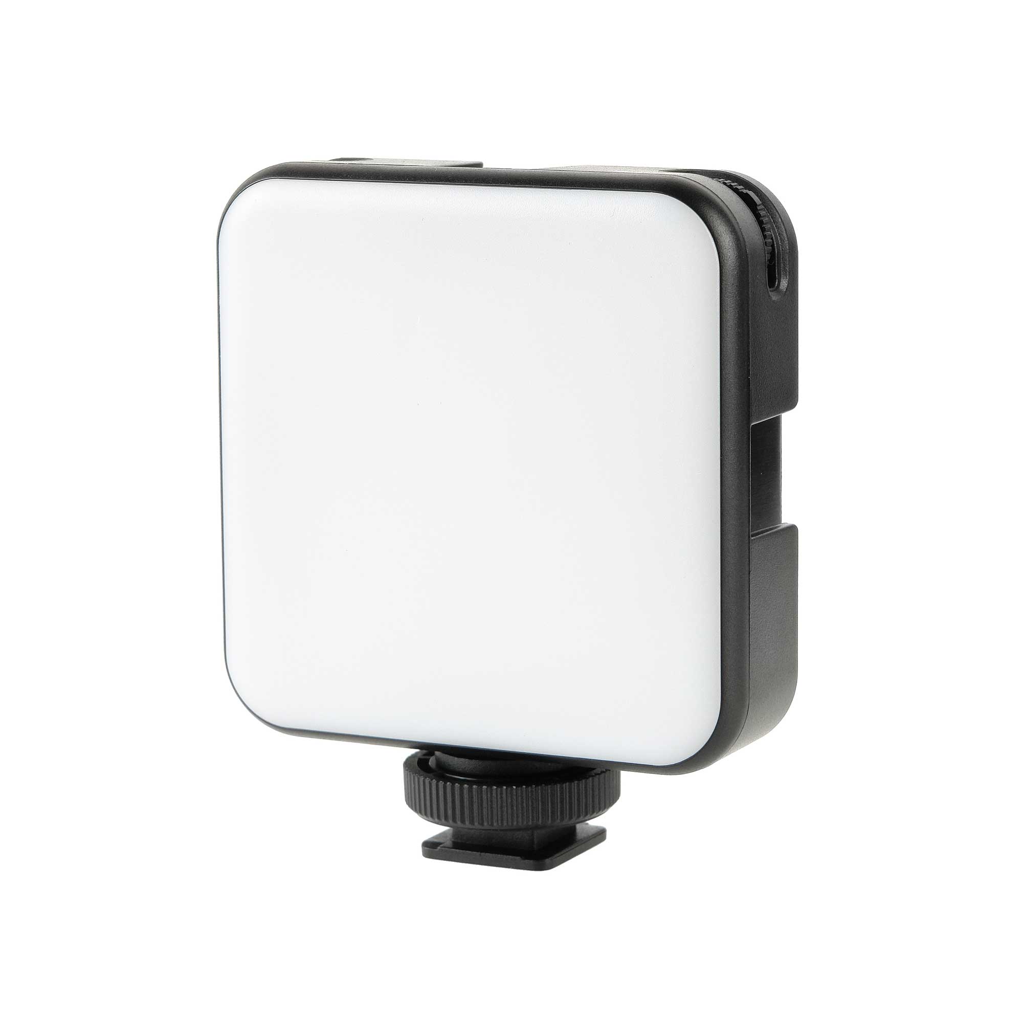 Осветитель Falcon Eyes V-LED 64 RGB накамерный светодиодный
Осветитель Falcon Eyes V-LED 64 RGB накамерный светодиодный