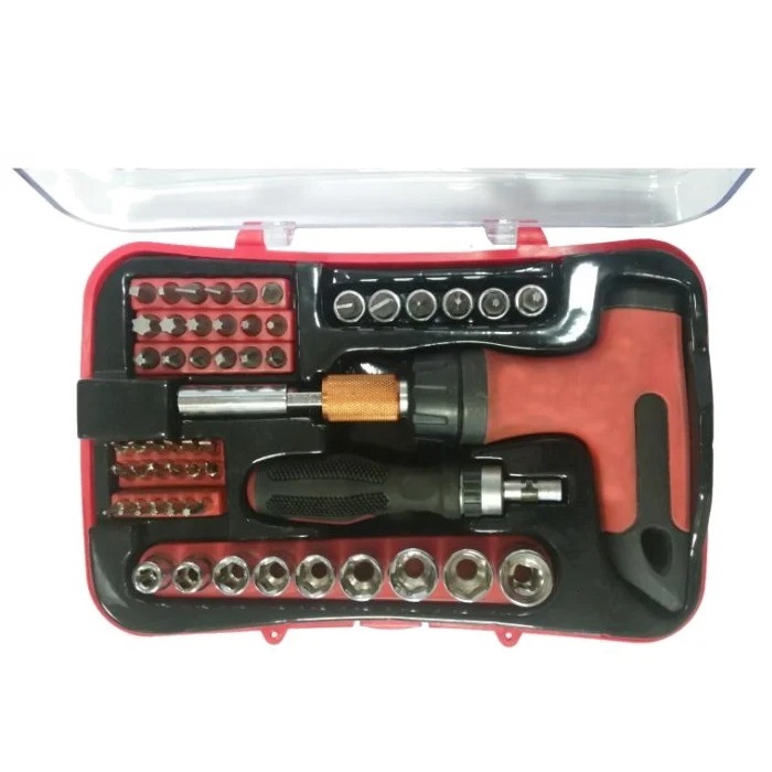 Набор инструментов Griff 31286 (53 предмета
Набор инструментов Griff 31286 (53 предмета