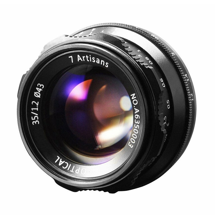 Объектив 7artisans X-Mount 35mm f/1.2 Black
Объектив 7artisans X-Mount 35mm f/1.2 Black