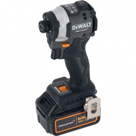 Шуруповерт DeWalt DCF85MP2T-QW
Шуруповерт DeWalt DCF85MP2T-QW