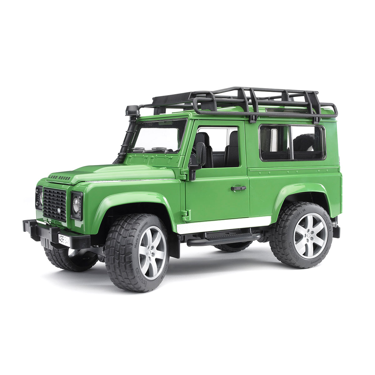 Внедорожник BRUDER Land Rover Defender
Внедорожник BRUDER Land Rover Defender