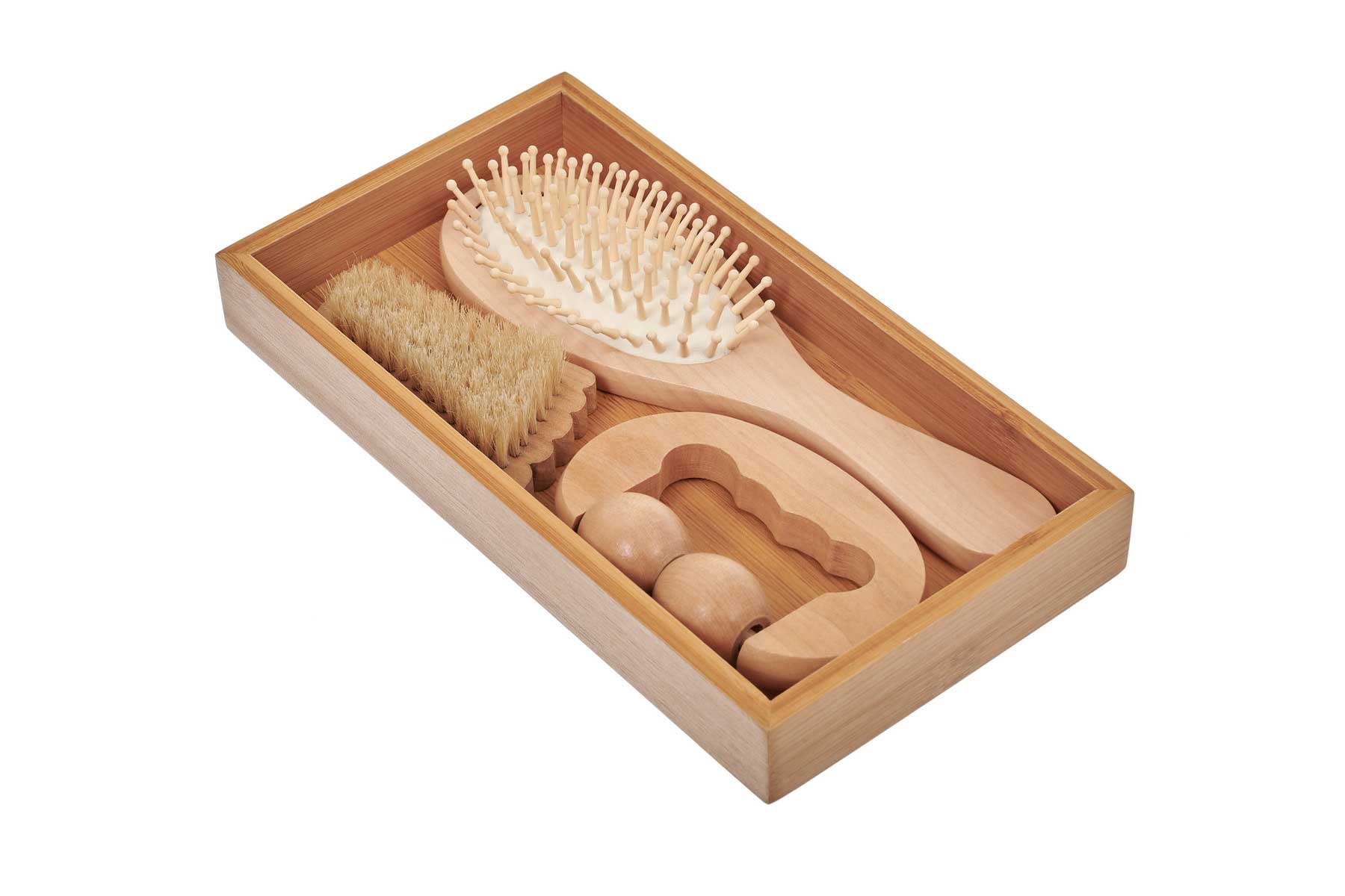 Набор подарочный Bradex: расчёска, массажёр, щётка с щетиной кабана
Набор подарочный Bradex: расчёска, массажёр, щётка с щетиной кабана