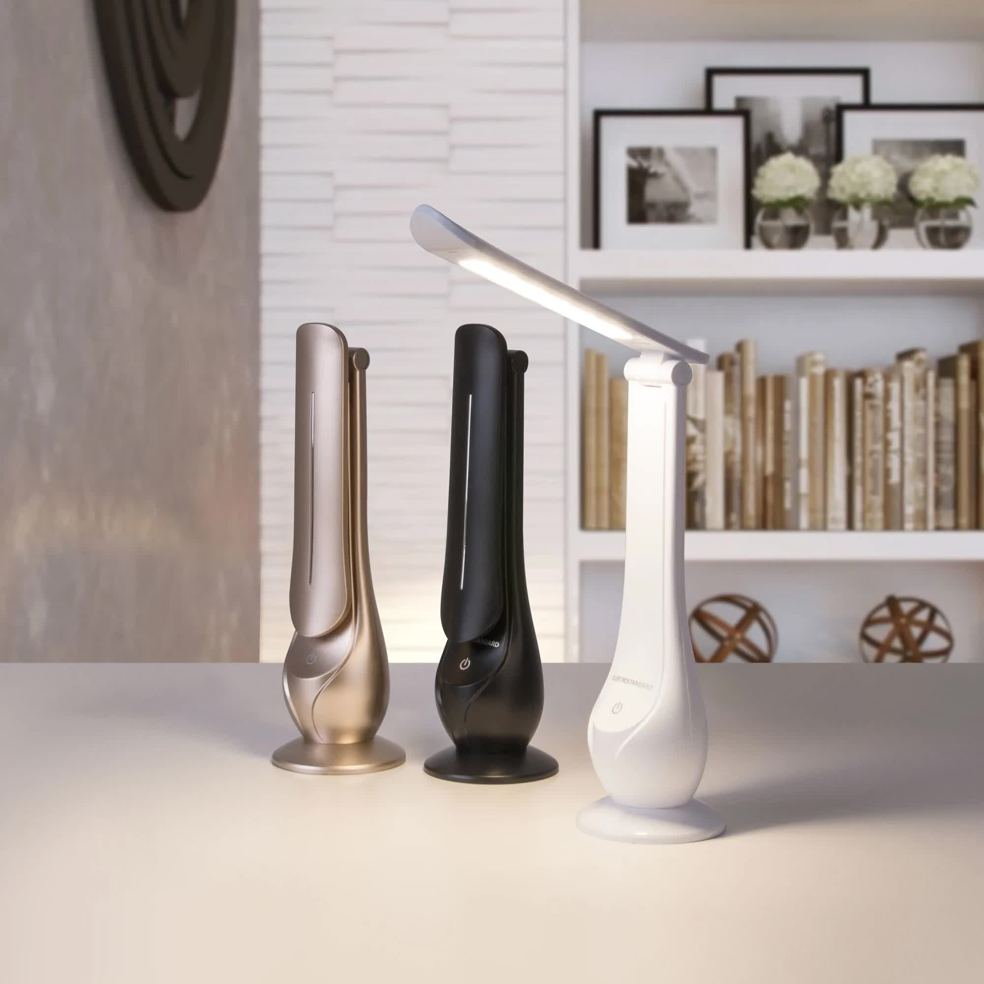 Настольный светильник Elektrostandard Orbit белый (TL90420
Настольный светильник Elektrostandard Orbit белый (TL90420