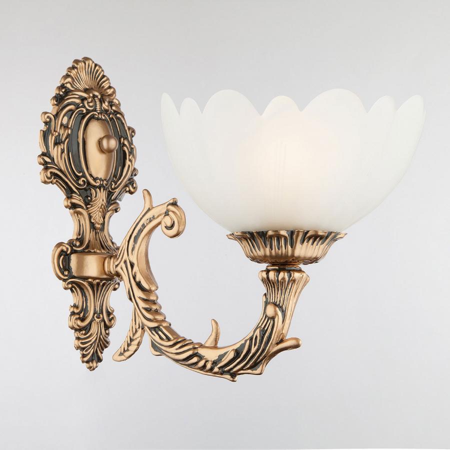 Бра (светильник настенный) Евросвет Классика 6051/1
Бра (светильник настенный) Евросвет Классика 6051/1