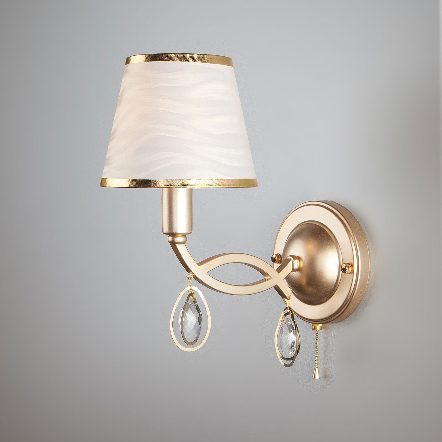 Настенный светильник Евросвет Salita 60091/1 перламутровое золото
Настенный светильник Евросвет Salita 60091/1 перламутровое золото