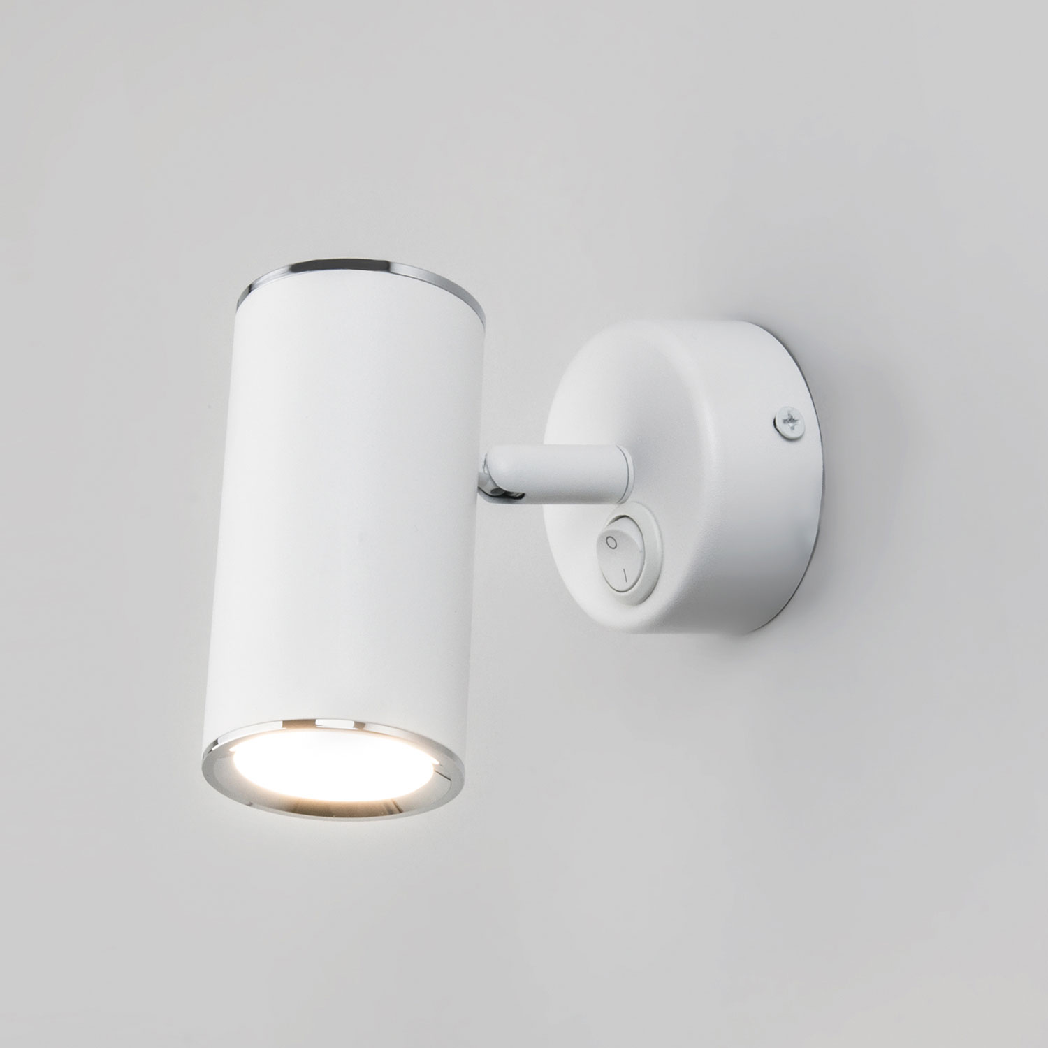 Настенный светильник Евросвет Rutero Rutero GU10 SW белый (MRL 1003
Настенный светильник Евросвет Rutero Rutero GU10 SW белый (MRL 1003