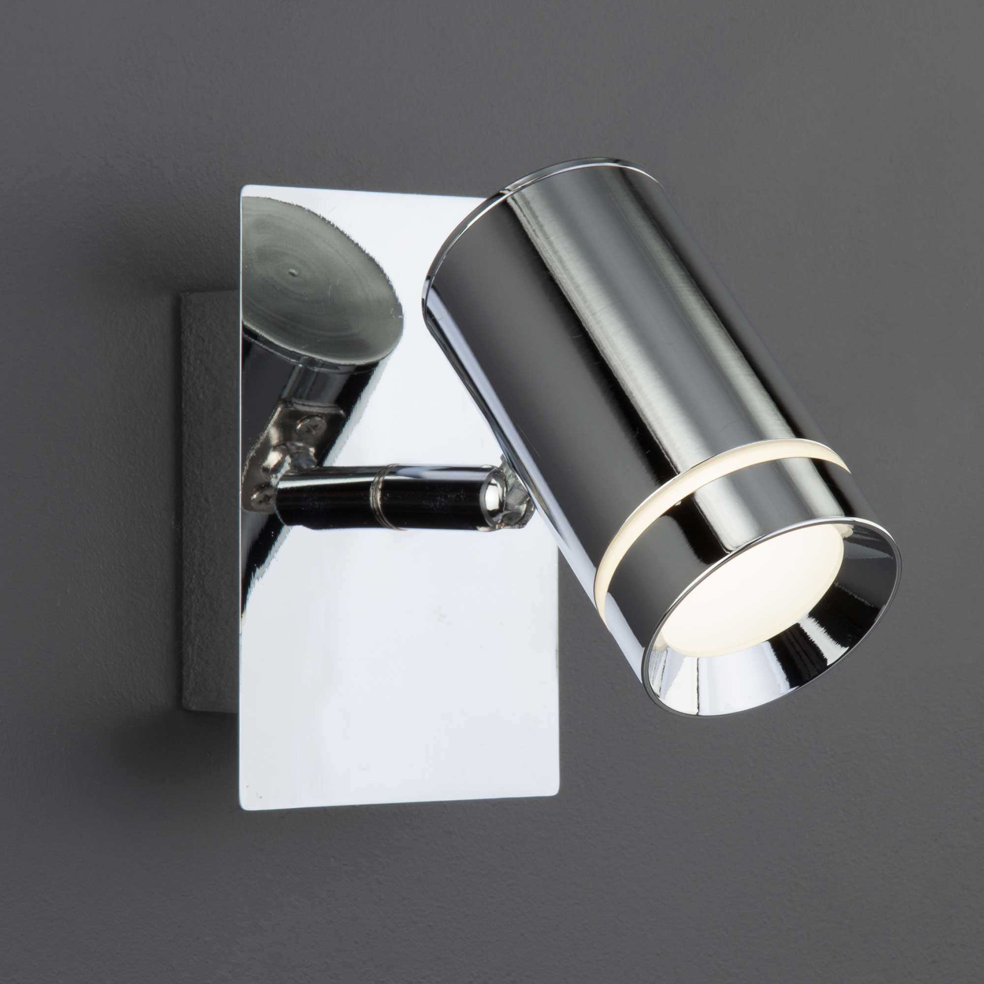 Бра Евросвет 20064/1 LED хром
Бра Евросвет 20064/1 LED хром