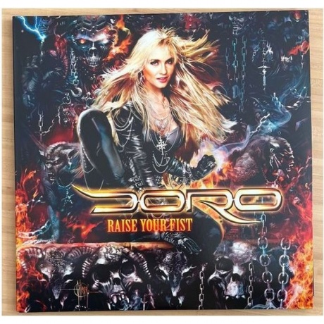 Doro - Raise Your Fist (coloured) (0727361300227) виниловая пластинка
Doro - Raise Your Fist (coloured) (0727361300227) виниловая пластинка