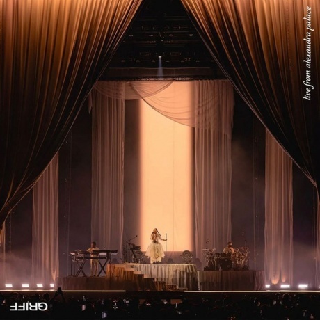 Griff - Live From Alexandra Palace (EP) (coloured) (5021732417060) виниловая пластинка
Griff - Live From Alexandra Palace (EP) (coloured) (5021732417060) виниловая пластинка