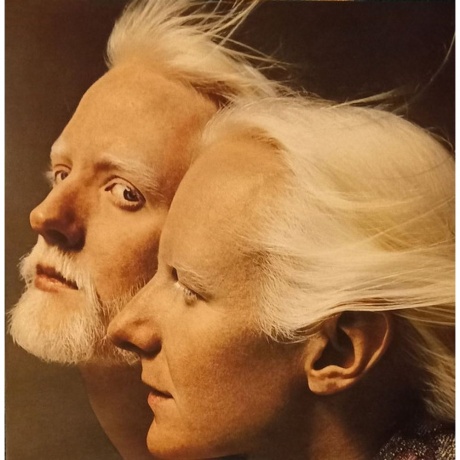 Johnny Winter & Edgar Winter - Together (coloured) (8719262036871) виниловая пластинка
Johnny Winter & Edgar Winter - Together (coloured) (8719262036871) виниловая пластинка