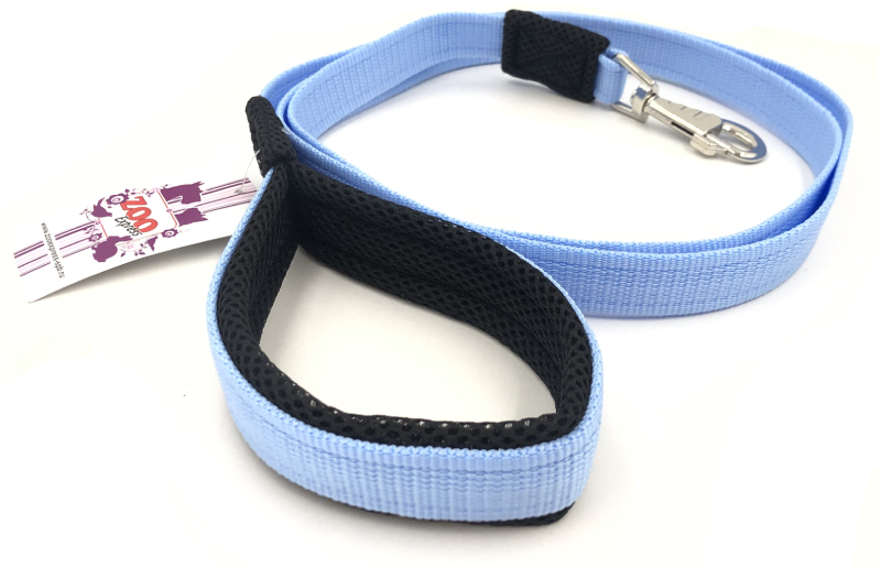 Поводок для собак 5122Г FRESH LINE 25 мм капрон, мягкая ручка с сеткой длина 2 м голубой
Поводок для собак 5122Г FRESH LINE 25 мм капрон, мягкая ручка с сеткой длина 2 м голубой