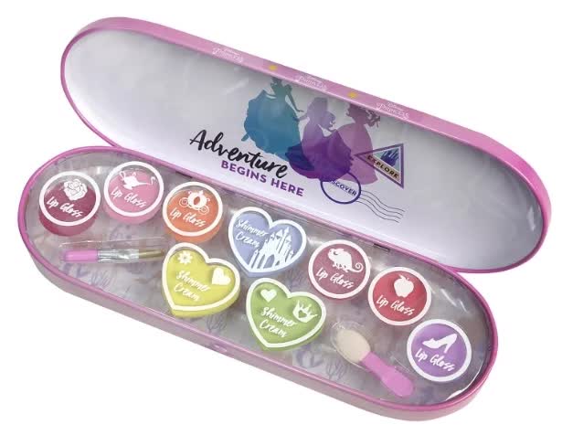 Игровой набор детской декоративной косметики для лица в пенале мал. Princess Markwins 1599019E
Игровой набор детской декоративной косметики для лица в пенале мал. Princess Markwins 1599019E