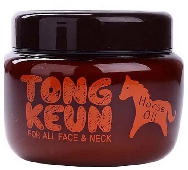 Маска питательная для лица с лошадиным жиром Urban Dollkiss Tongkeun Golden Horse Oil Pack 300мл
Маска питательная для лица с лошадиным жиром Urban Dollkiss Tongkeun Golden Horse Oil Pack 300мл