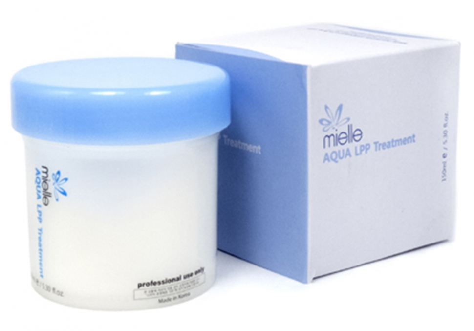 Восстанавливающая увлажняющая маска для волос Mielle Aqua LPP Treatment, 150мл
Восстанавливающая увлажняющая маска для волос Mielle Aqua LPP Treatment, 150мл