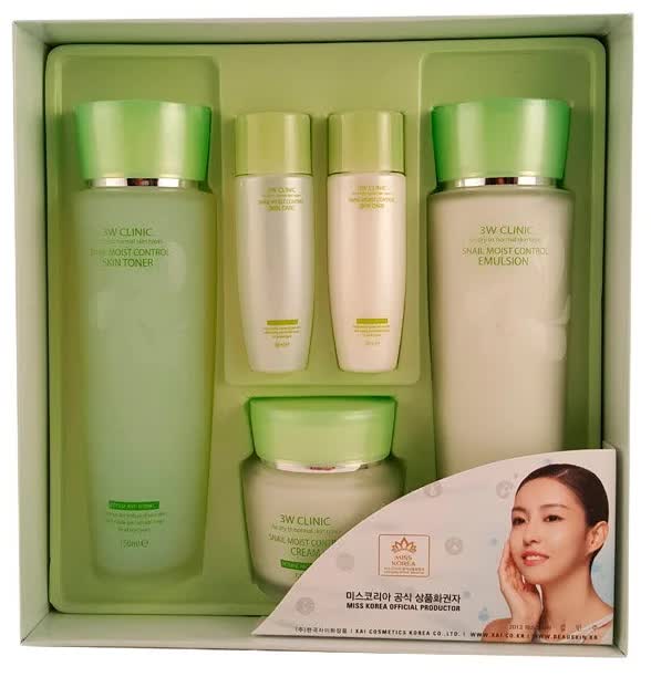 Набор для лица с улиточным муцином 3W Clinic Snail Moist Control Skin Care 3SET
Набор для лица с улиточным муцином 3W Clinic Snail Moist Control Skin Care 3SET