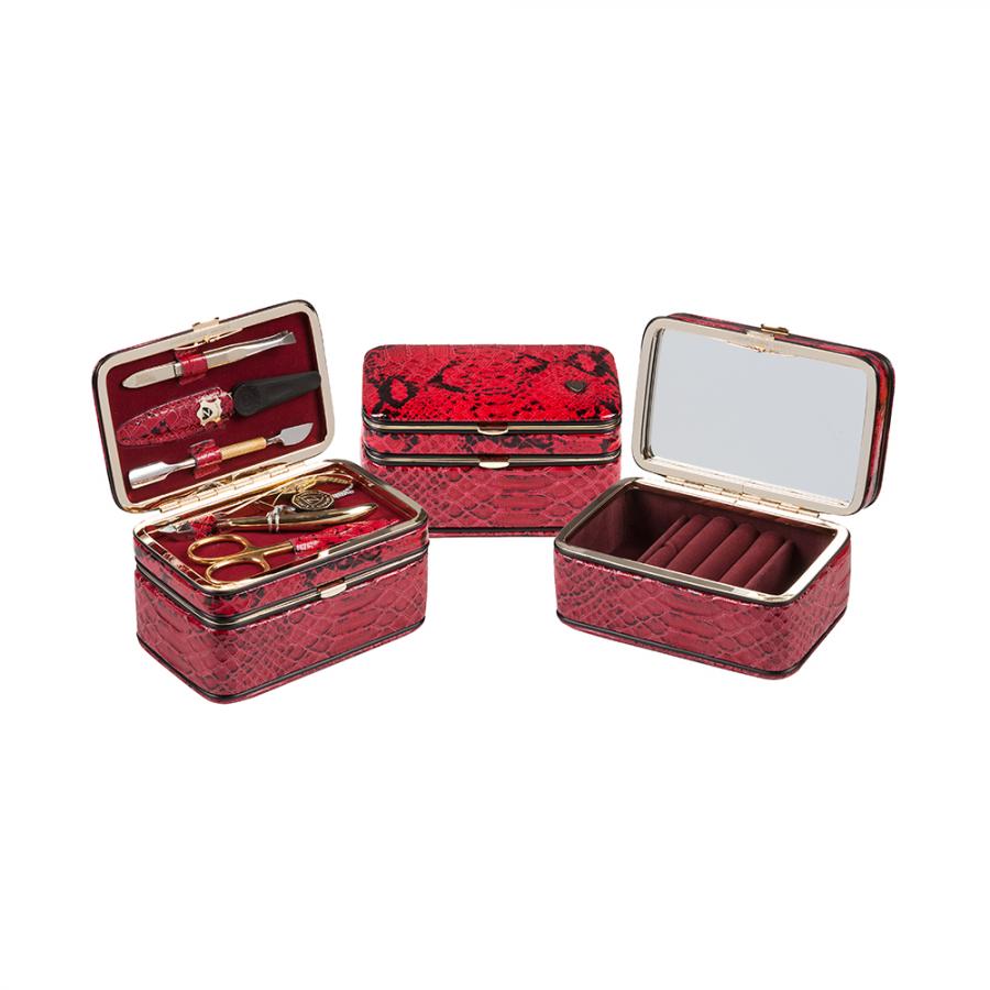 Маникюрный набор 5 предметов Zinger MS-1207-301-G чёрный с косметичкой
Маникюрный набор 5 предметов Zinger MS-1207-301-G чёрный с косметичкой