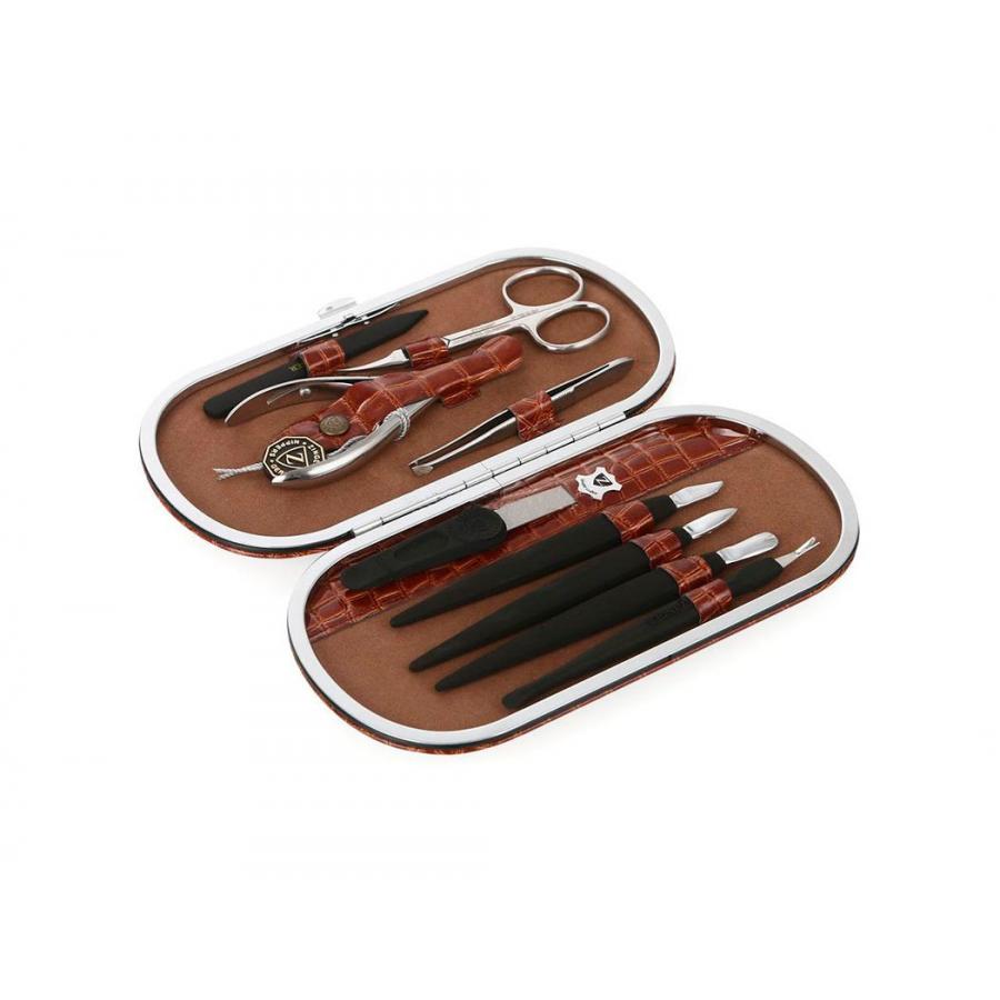 Маникюрный набор 9 предметов Zinger MSFE-601-S коричневый
Маникюрный набор 9 предметов Zinger MSFE-601-S коричневый