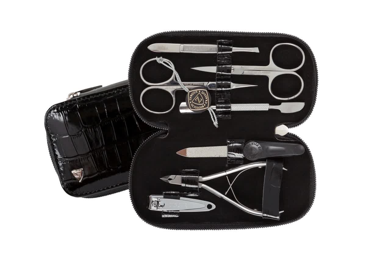 Маникюрный набор 7 предметов Zinger MS-7105-S чёрный
Маникюрный набор 7 предметов Zinger MS-7105-S чёрный