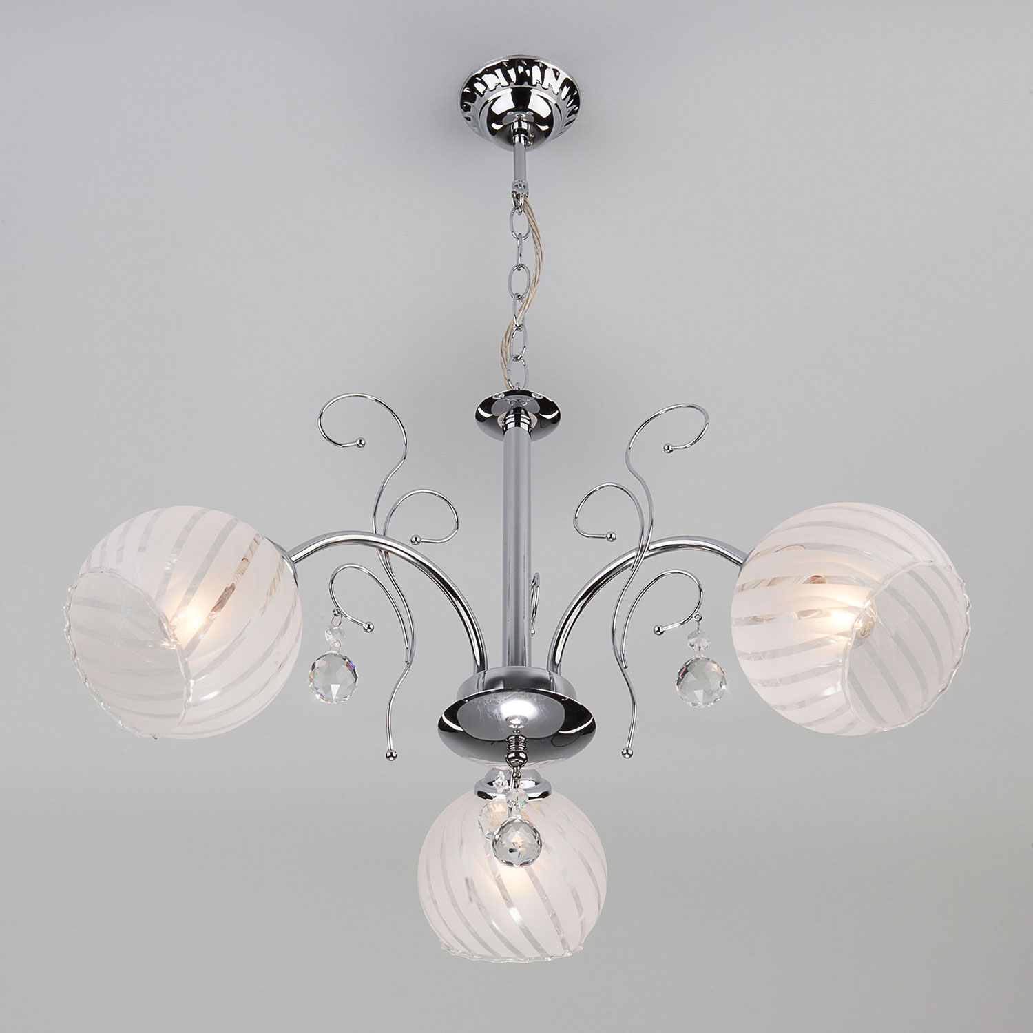 Люстра Евросвет Lotos 30002/3 хром
Люстра Евросвет Lotos 30002/3 хром