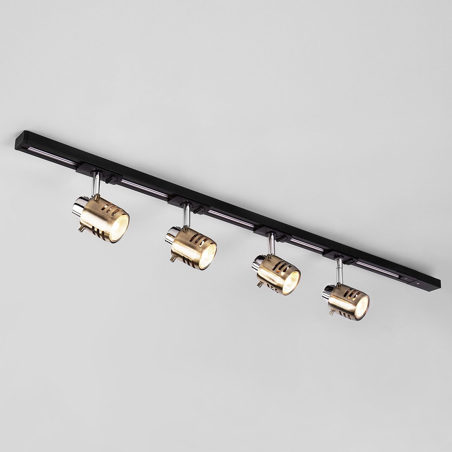 Люстра Евросвет Leonardo 20076/4 хром/античная бронза
Люстра Евросвет Leonardo 20076/4 хром/античная бронза