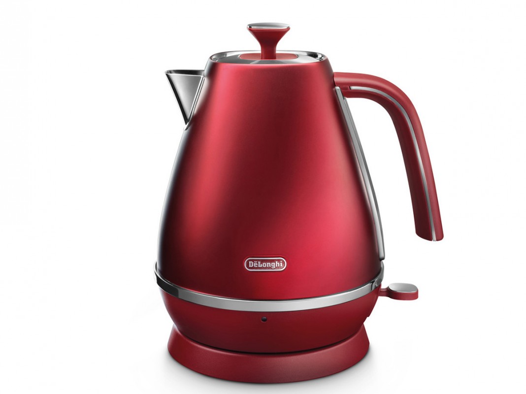 Чайник электрический DeLonghi KBI2001.R красный
Чайник электрический DeLonghi KBI2001.R красный