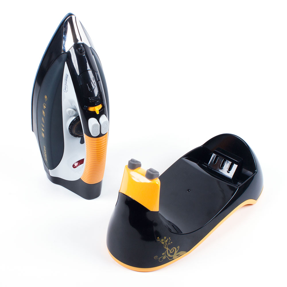 Утюг Endever SkySteam-707
Утюг Endever SkySteam-707