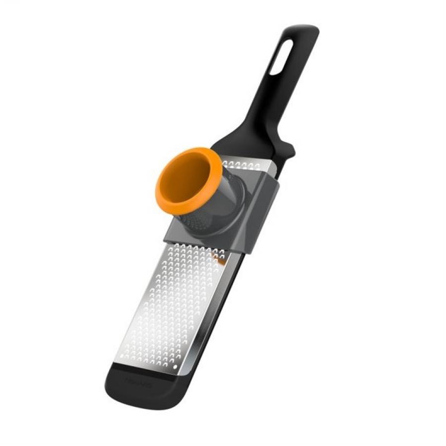 Тёрка мелкая Fiskars FF 1014412
Тёрка мелкая Fiskars FF 1014412