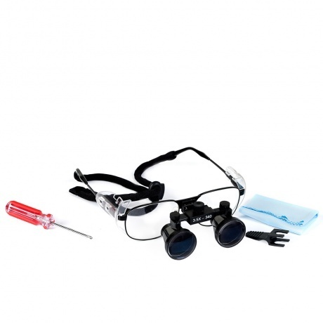 Бинокулярная лупа Микромед HR 350 S (3.5х)
Бинокулярная лупа Микромед HR 350 S (3.5х)