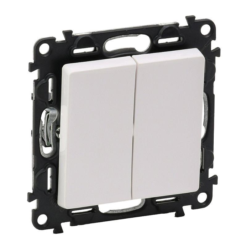 Механизм переключателя 2-кл. СП Valena Life 10А IP20 250В с лиц. панелью безвинт. зажимы бел. Leg 752408
Механизм переключателя 2-кл. СП Valena Life 10А IP20 250В с лиц. панелью безвинт. зажимы бел. Leg 752408