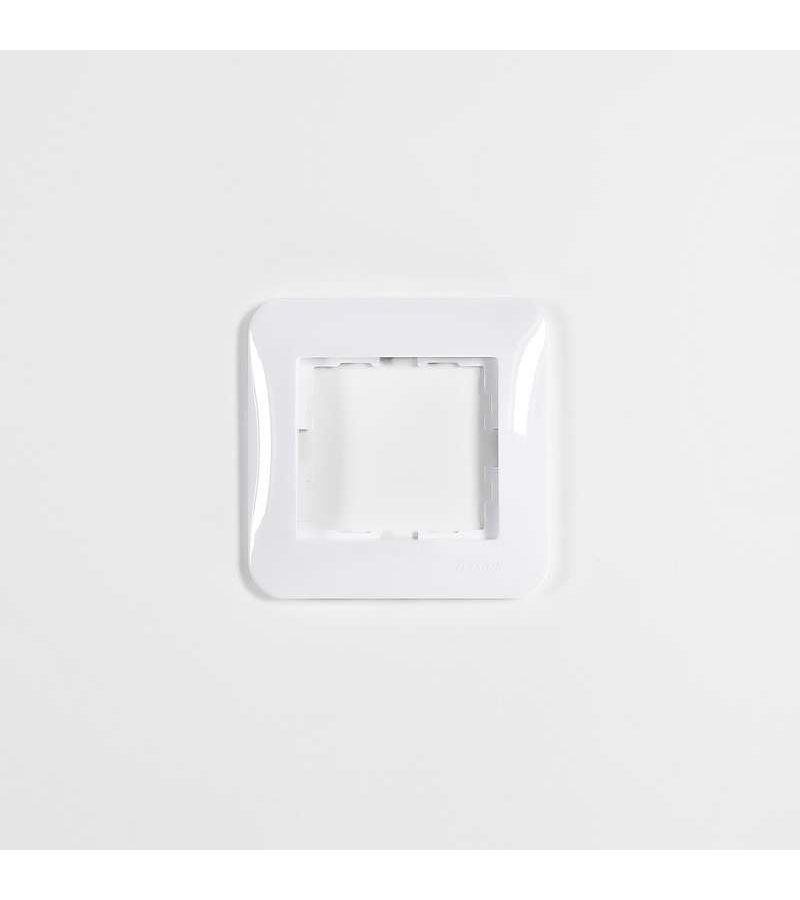 Рамка 1-м KARINA LIFE горизонт. бел. LEZARD 708-0200-146
Рамка 1-м KARINA LIFE горизонт. бел. LEZARD 708-0200-146