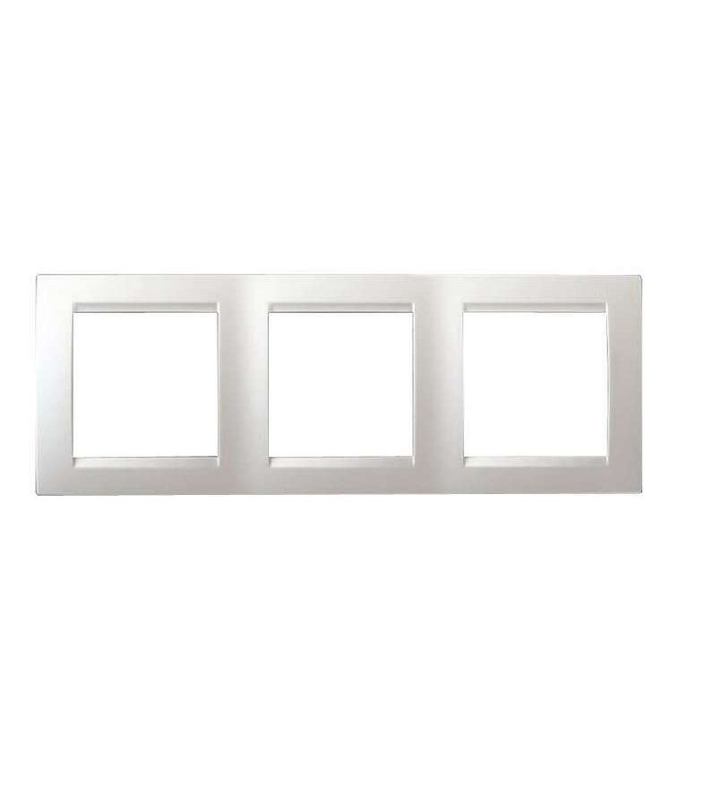 Рамка 3-м Simon15 бел. Simon 1500630-030
Рамка 3-м Simon15 бел. Simon 1500630-030