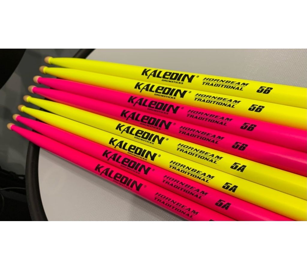 Барабанные палочки Kaledin Drumsticks 7KLHBYL5A Yellow 5A граб флуоресцентные желтые
Барабанные палочки Kaledin Drumsticks 7KLHBYL5A Yellow 5A граб флуоресцентные желтые