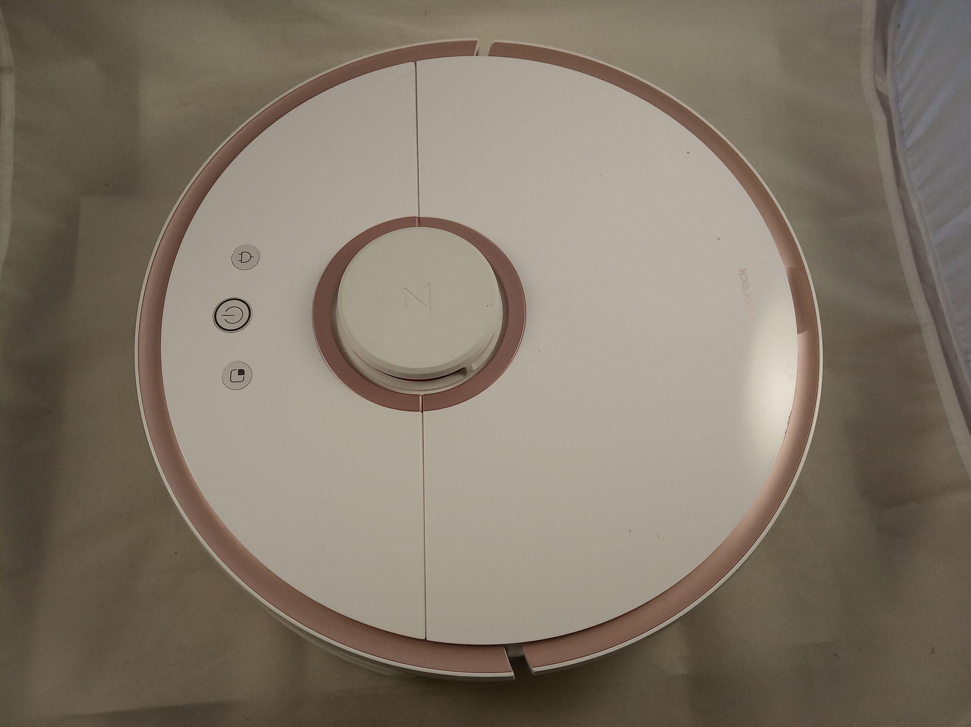 Робот-пылесос Xiaomi Mi Roborock Sweep One Rose уцененный
Робот-пылесос Xiaomi Mi Roborock Sweep One Rose уцененный