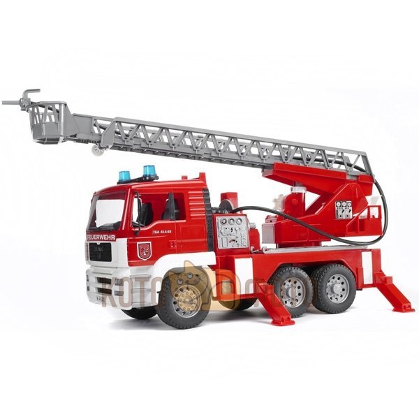 Машинка Bruder Пожарная Машинка Scania с выдвижной лестницей и помпой с модулем со световыми и звуко