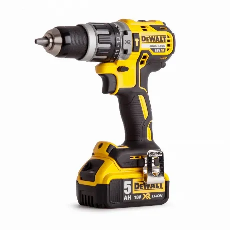 Дрель-шуруповерт аккумуляторная DeWalt DCD796P2