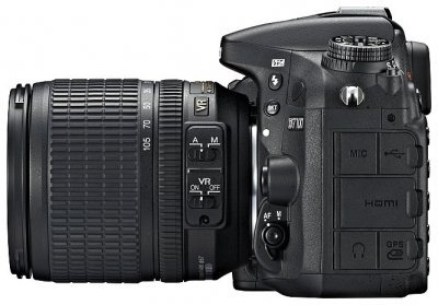 Зеркальный фотоаппарат Nikon D7100 Kit 18-140 VR - фото 3