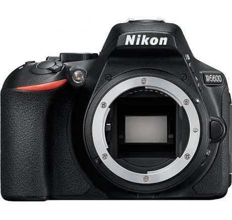 Фотоаппарат зеркальный Nikon D5600 Body - фото 1