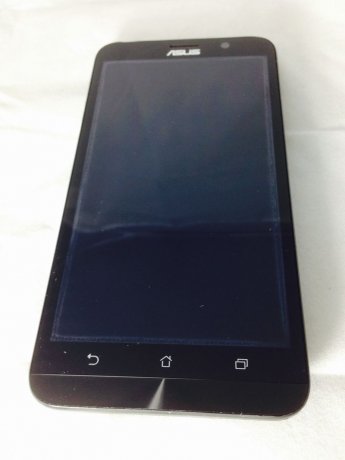 Смартфон Asus ZenFone 2 ZE551ML 32Gb Ram 4Gb Silver (Уценка2) - фото 2