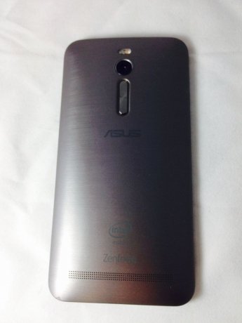 Смартфон Asus ZenFone 2 ZE551ML 32Gb Ram 4Gb Silver (Уценка2) - фото 3