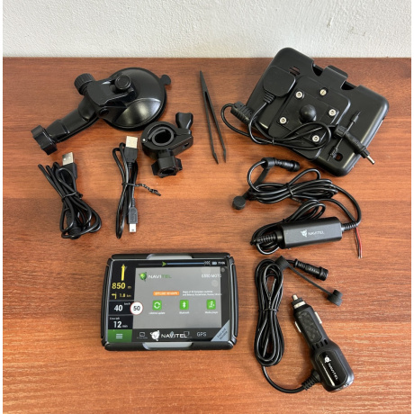 Навигатор Navitel G550 Moto хорошее состояние - фото 4