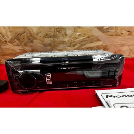 Автомагнитола Pioneer MVH-S520BT хорошее состояние - фото 2