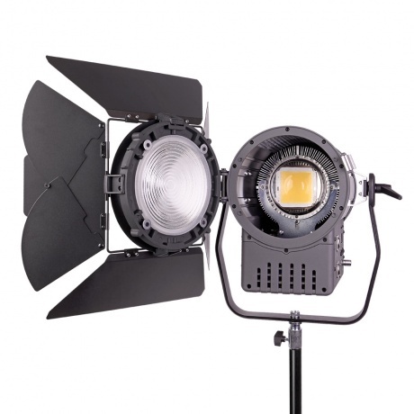 Осветитель студийный GreenBean Fresnel 300 LED X3 DMX - фото 2