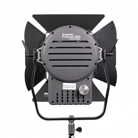 Осветитель студийный GreenBean Fresnel 300 LED X3 DMX - фото 6