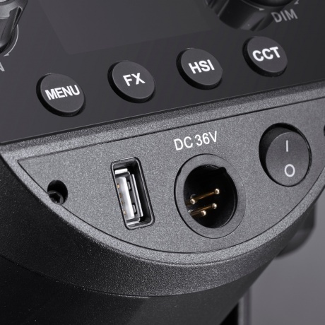 Осветитель светодиодный Godox SZ150R студийный - фото 7